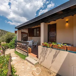 Casa Selene - Wonderful Villasimius Is Traias