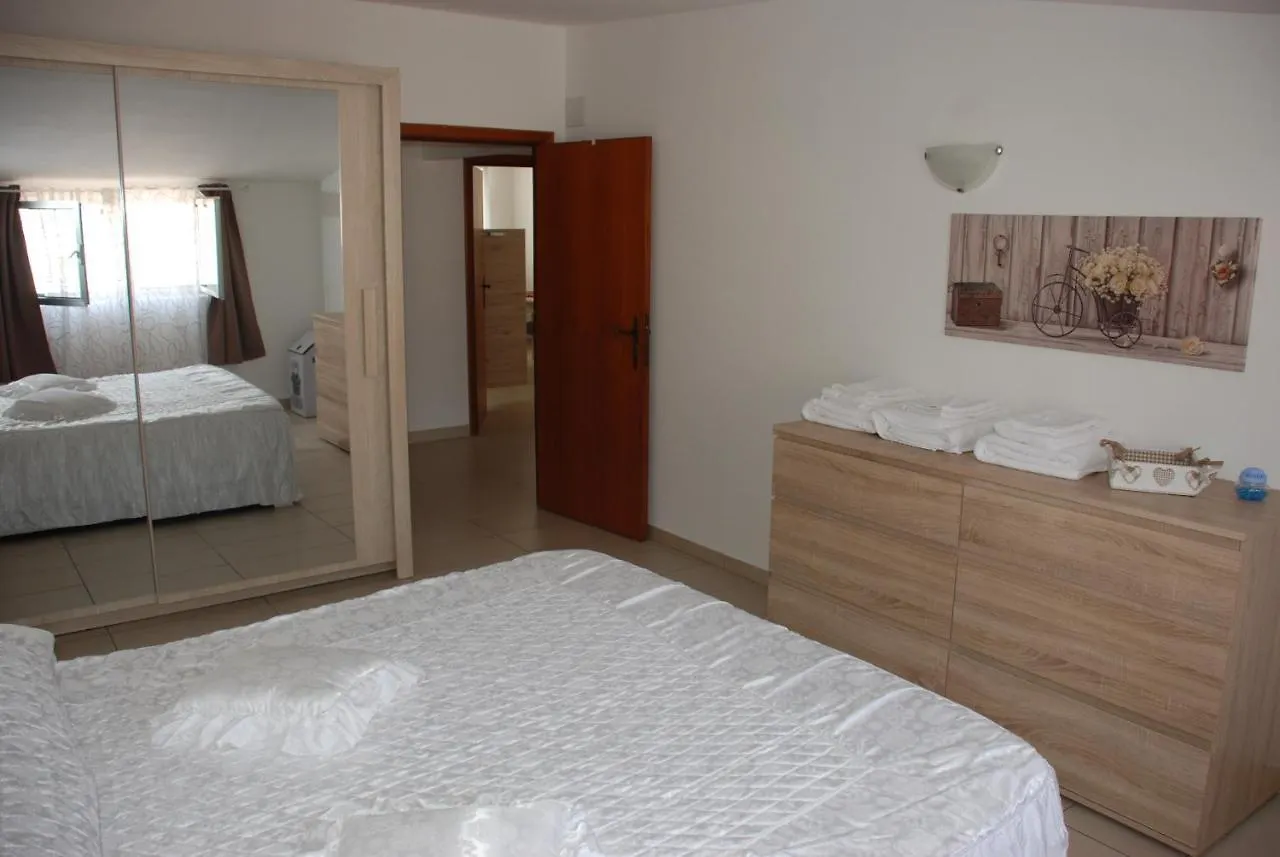 Appartamento Casa Alice Villacidro 0*,  Italia